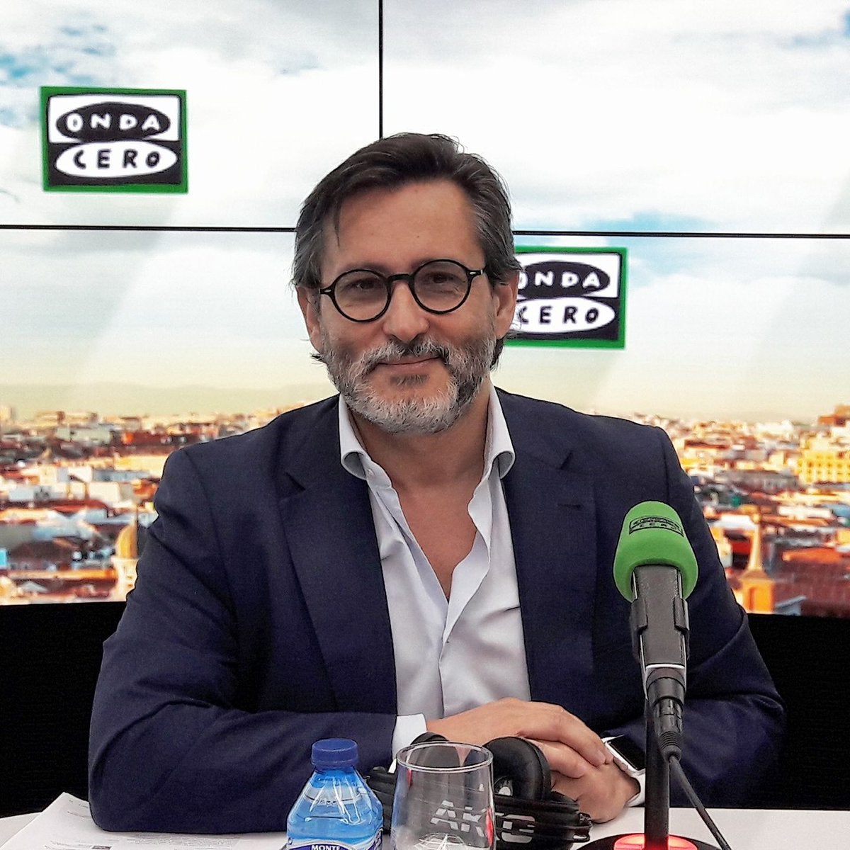 Julio Mayol, director médico del Hospital Clínico: "Una gran guerra es lo más parecido a lo que ahora afrontamos" Julio Mayol, director médico del Hospital Clínico: "Una gran guerra es lo más parecido a lo que ahora afrontamos"