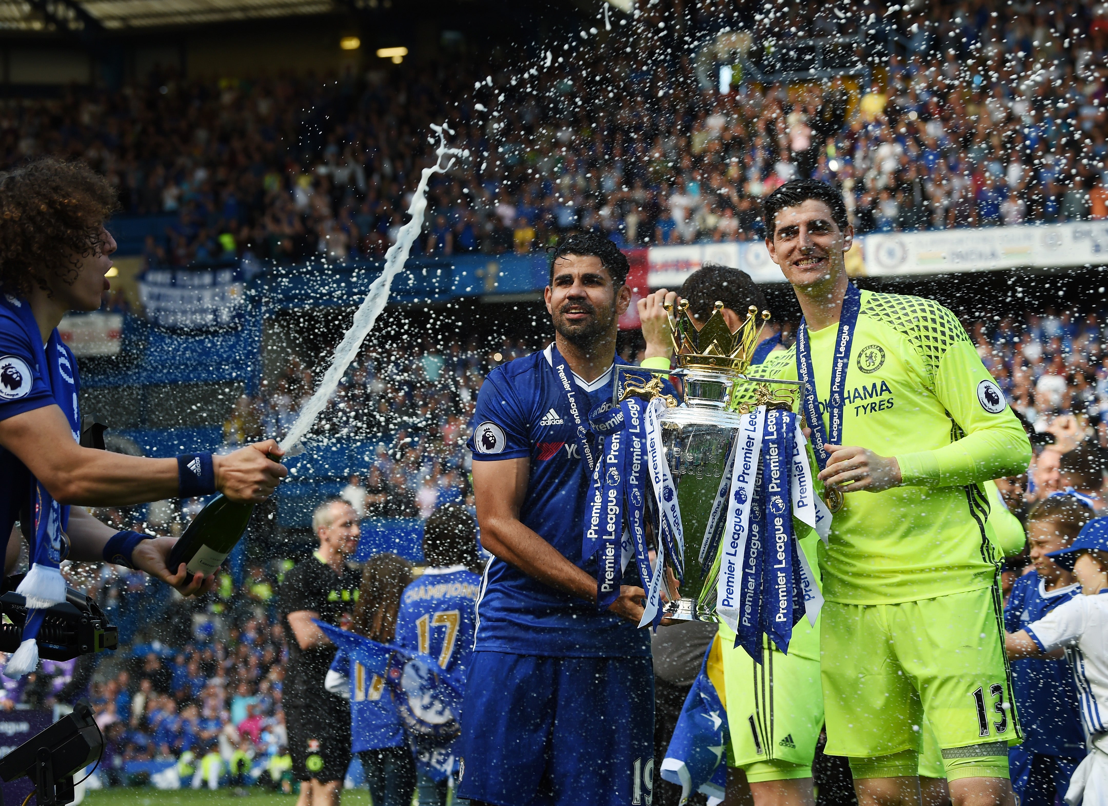 Courtois: "El "se queda" con Costa fue una broma, no quería ofender a la afición del Atleti" Courtois: "El "se queda" con Costa fue una broma, no quería ofender a la afición del Atleti"