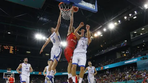 Fernando San Emeterio en un partido de la selección contra la República Checa Fernando San Emeterio en un partido de la selección contra la República Checa