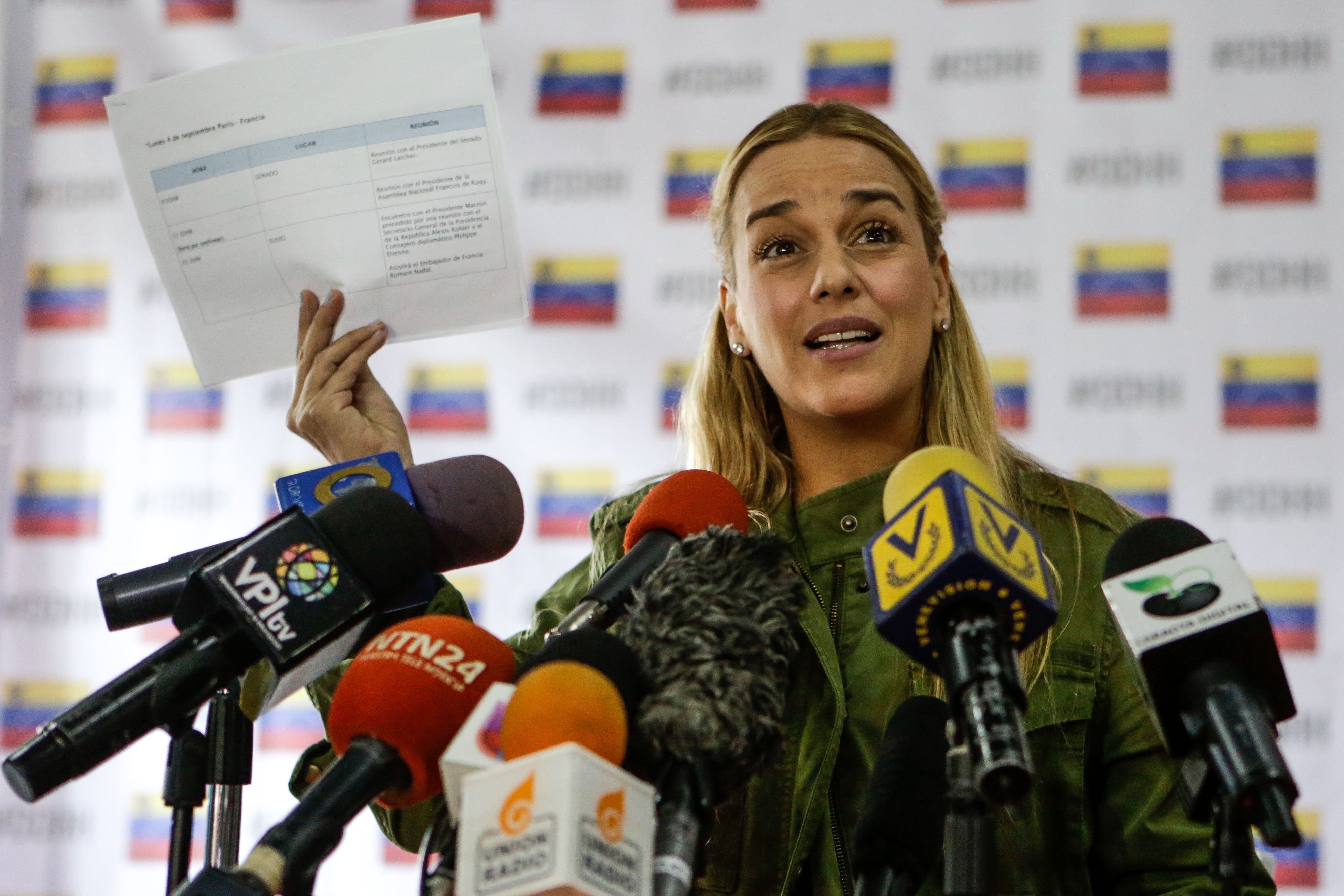El Gobierno venezolano entrega una nota protesta a España por el apoyo a Tintori El Gobierno venezolano entrega una nota protesta a España por el apoyo a Tintori