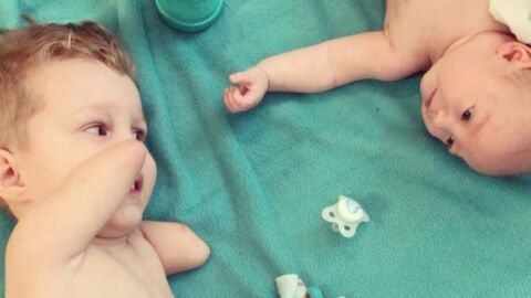 Los hermanos Camden y Jaxton