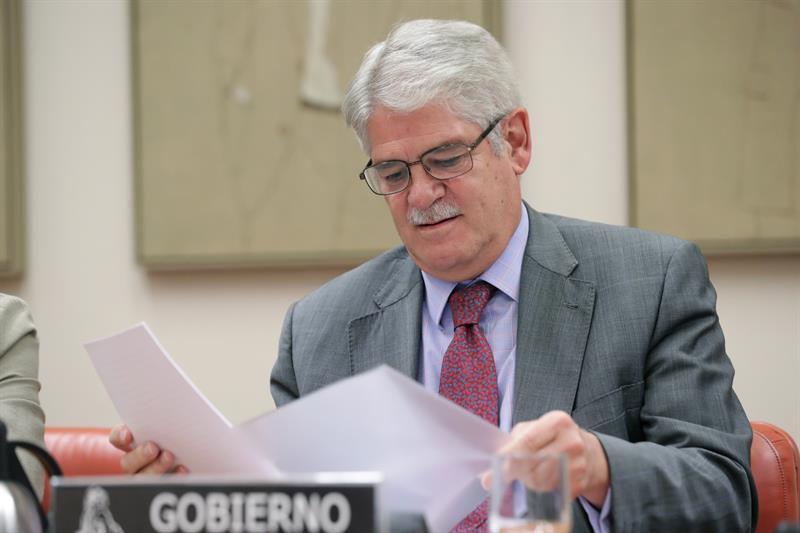 Dastis descarta enfrentamientos en el 1-O: "Todos somos civilizados y decentes en España" Dastis descarta enfrentamientos en el 1-O: "Todos somos civilizados y decentes en España"