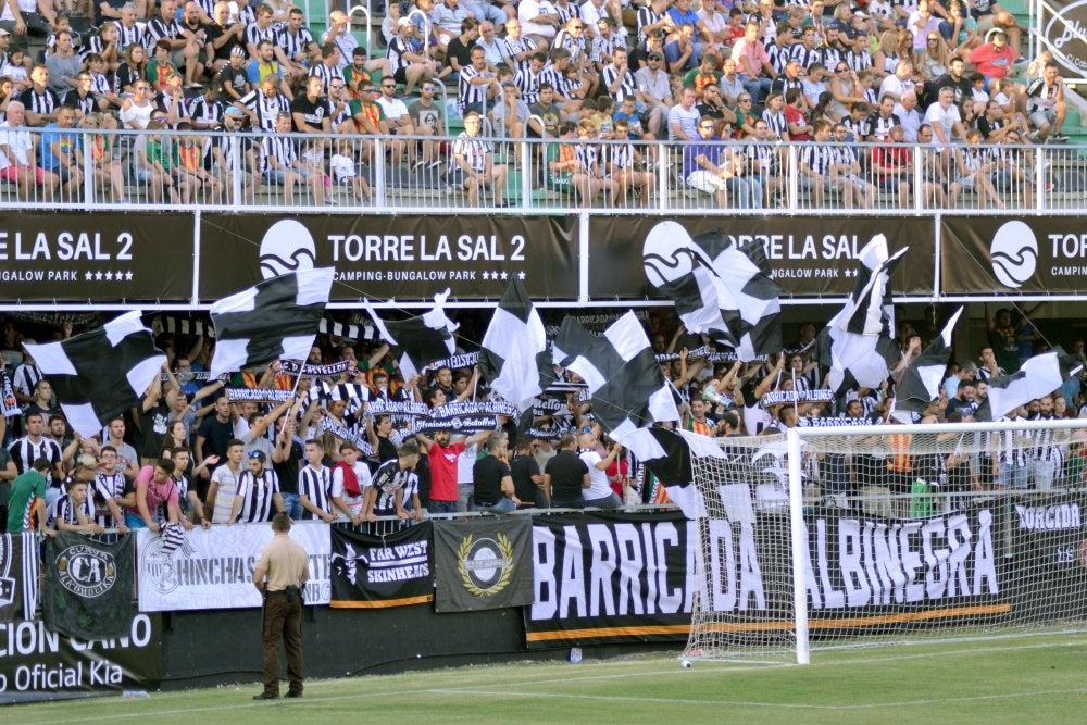 El caso del Castellón: el equipo de Tercera con una afición de Primera El caso del Castellón: el equipo de Tercera con una afición de Primera