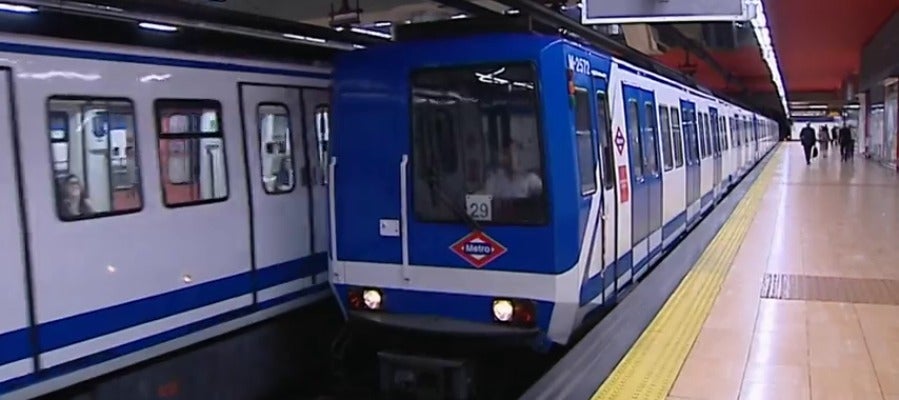 Un vagón del metro de Madrid Un vagón del metro de Madrid
