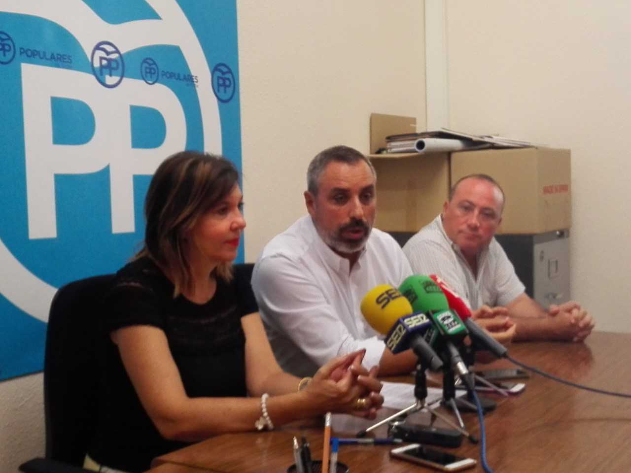 La legitimidad para nombrar y cambiar las portavocías municipales rompe el PP de Elche La legitimidad para nombrar y cambiar las portavocías municipales rompe el PP de Elche