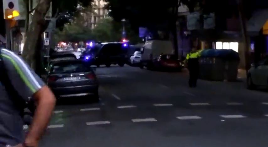 David Miquel: "Se ha cerrado la Sagrada Familia por seguridad, por el partido y por el aviso de atentado inminente en Europa" David Miquel: "Se ha cerrado la Sagrada Familia por seguridad, por el partido y por el aviso de atentado inminente en Europa"