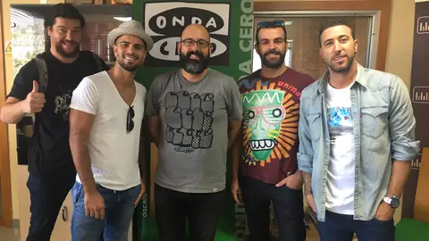 El grupo Efecto Pasillo en Onda Cero Las Palmas El grupo Efecto Pasillo en Onda Cero Las Palmas