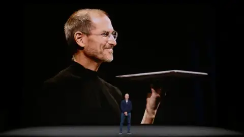 Tim Cook rememora a Steve Jobs Tim Cook rememora a Steve Jobs