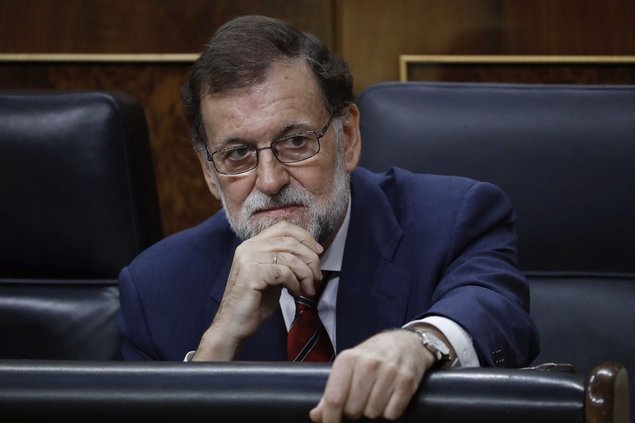 Rajoy responderá sobre el 155 y la Constitución en la última sesión de control de 2017 Rajoy responderá sobre el 155 y la Constitución en la última sesión de control de 2017