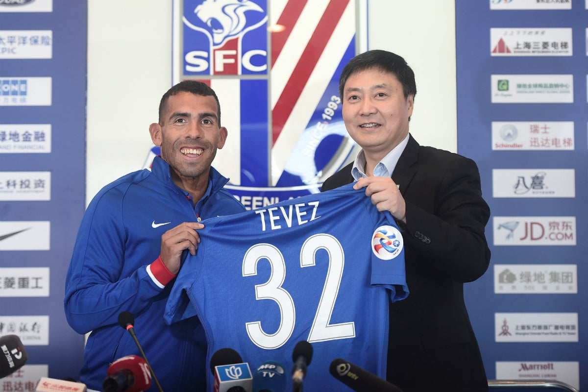El Shanghai Shenhua aparta a Carlos Tévez por sobrepeso El Shanghai Shenhua aparta a Carlos Tévez por sobrepeso