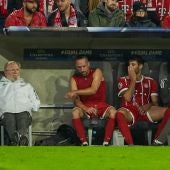 Ribéry, muy enfadado en el banquillo tras ser cambiado
