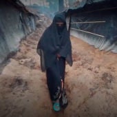 Jaheda, una mujer que ha tenido que huir con su familia de su país por ser musulmana