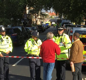 El cordón policial de la policía Metropolitana de Londres El cordón policial de la policía Metropolitana de Londres