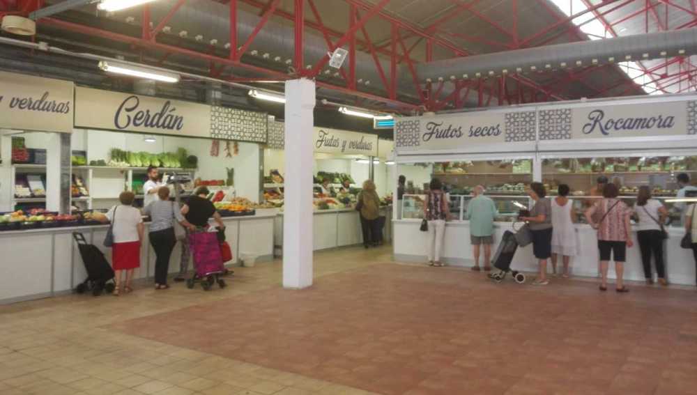 Puestos abiertos en la primera planta del Mercado Central de Elche