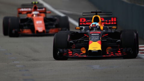 Ricciardo, sobre el trazado de Singapur con Vandoorne por detr&aacute;s