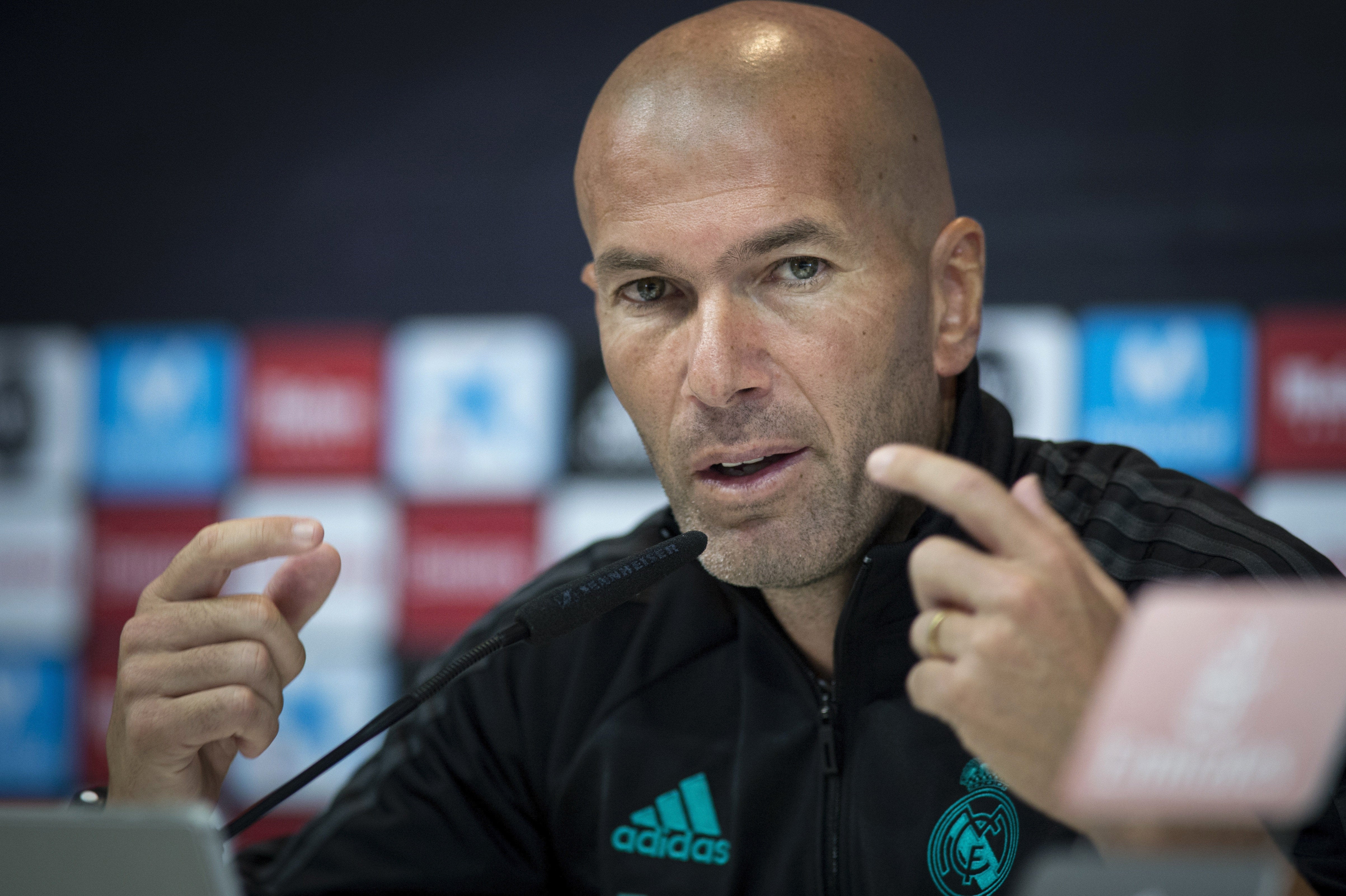 Zidane: "Todos queremos que Bale haga más en el campo, hay que darle tiempo" Zidane: "Todos queremos que Bale haga más en el campo, hay que darle tiempo"