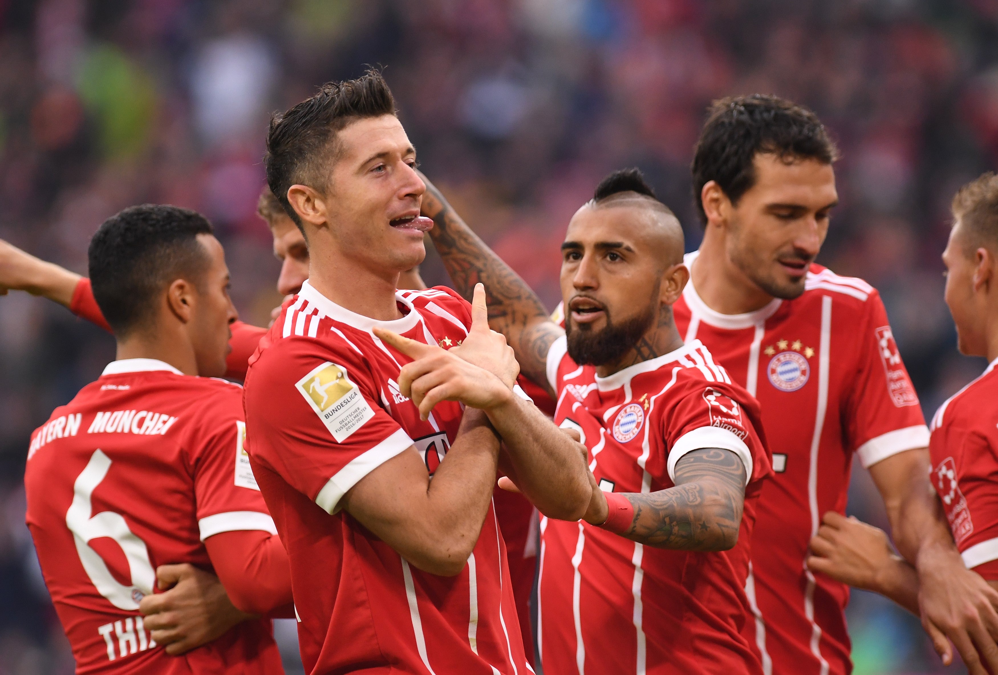 Lewandowski habla sobre los rumores que le colocan en el Real Madrid: "Conozco bien la situación" Lewandowski habla sobre los rumores que le colocan en el Real Madrid: "Conozco bien la situación"