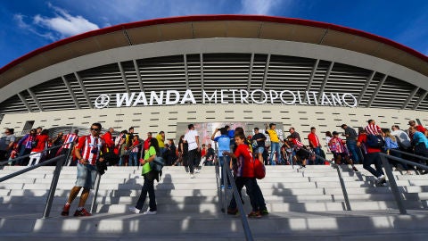 El exterior del Wanda Metropolitano a la llegada de los aficionados