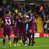 Los jugadores del Manchester City celebran un gol