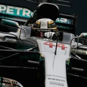 Lewis Hamilton, en su monoplaza Lewis Hamilton, en su monoplaza