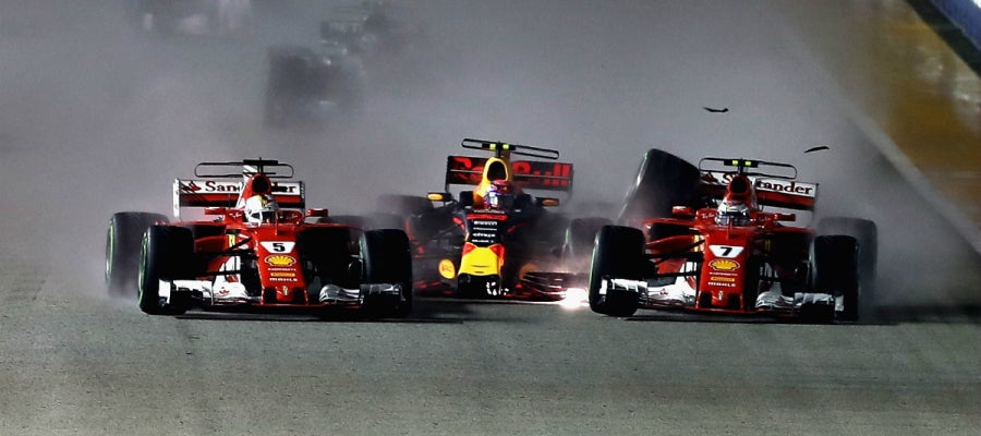 Accidente entre Raikkonen, Vettel y Verstappen Accidente entre Raikkonen, Vettel y Verstappen