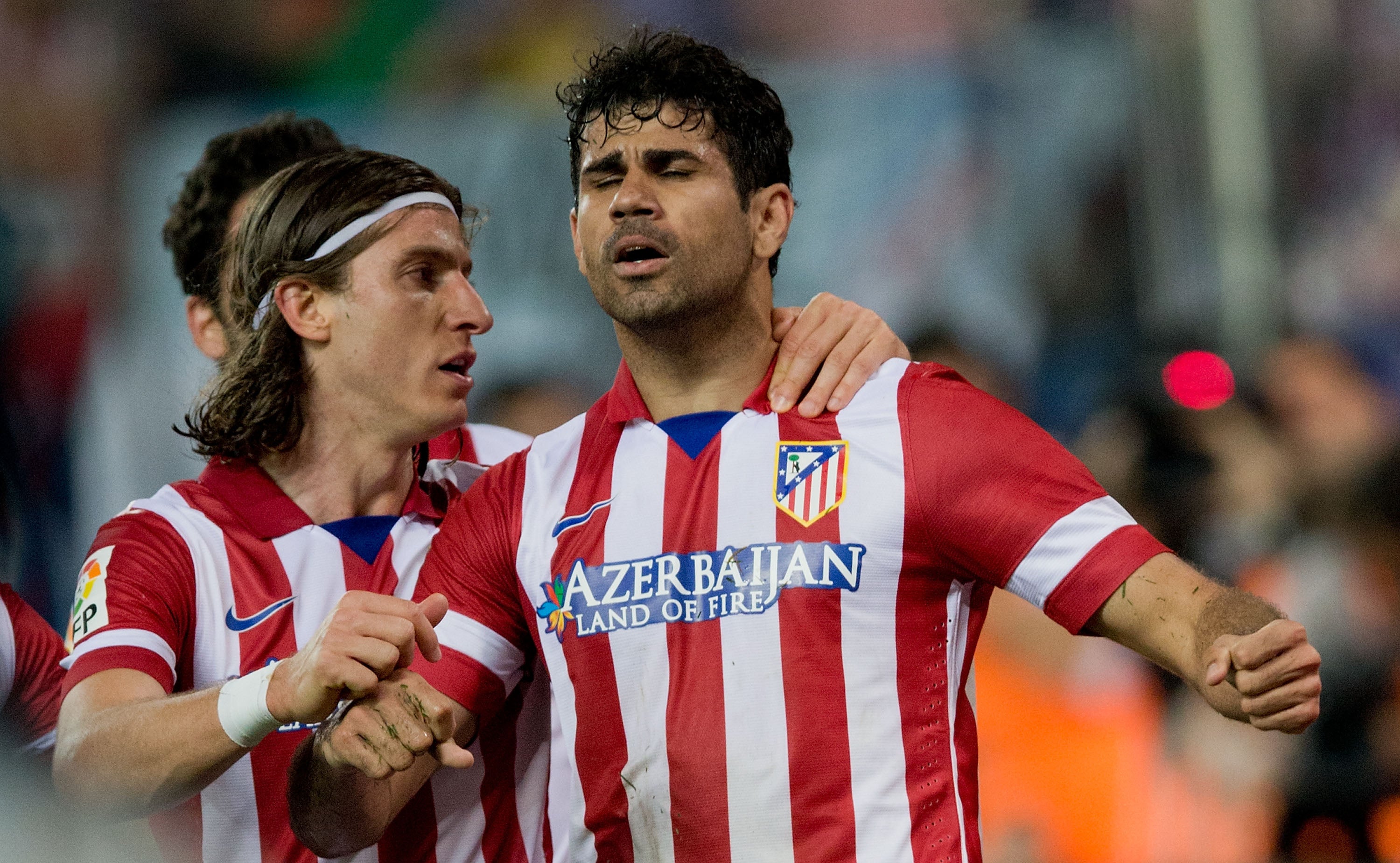 Filipe Luis: "Diego Costa es uno de los tres mejores delanteros del mundo" Filipe Luis: "Diego Costa es uno de los tres mejores delanteros del mundo"