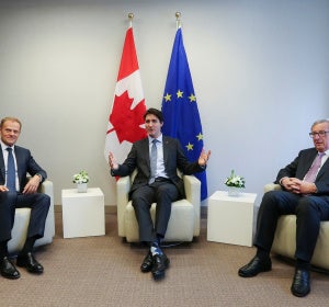 La UE quiere afianzar el modelo comercial del CETA, que hoy entra en vigor La UE quiere afianzar el modelo comercial del CETA, que hoy entra en vigor