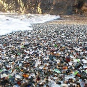 Las 'islas de plásticos', rincones de nuestro planeta formados por millones de desechos 