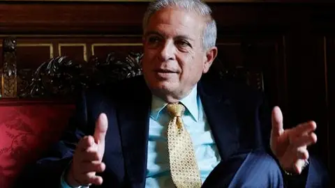 Tomás Regalado, alcalde de Miami Tomás regalado, alcalde de Miami