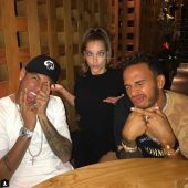 Neymar, de fiesta con Hamilton