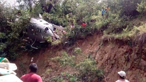 El helic&oacute;ptero tras el accidente