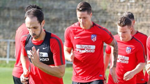 Jugadores del Atl&eacute;tico, en un entrenamiento
