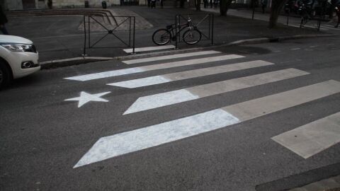 Paso de cebra convertido en estelada