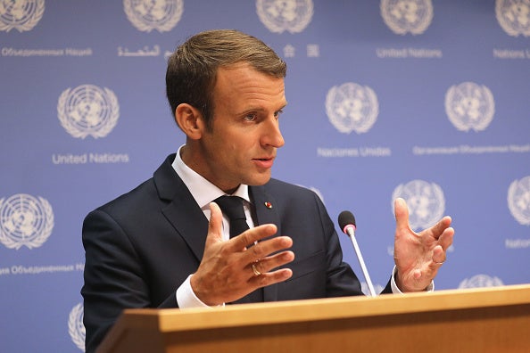 Macron confía en Rajoy para defender "los intereses de toda España" Macron confía en Rajoy para defender "los intereses de toda España"