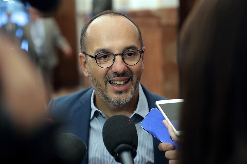 El PDeCAT dice en el Congreso que la declaración unilateral de independencia está "absolutamente descartada" El PDeCAT dice en el Congreso que la declaración unilateral de independencia está "absolutamente descartada"