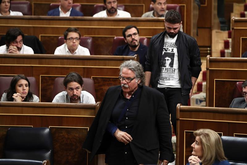 El Congreso vota este martes una iniciativa de ERC para eliminar los títulos nobiliarios El Congreso vota este martes una iniciativa de ERC para eliminar los títulos nobiliarios