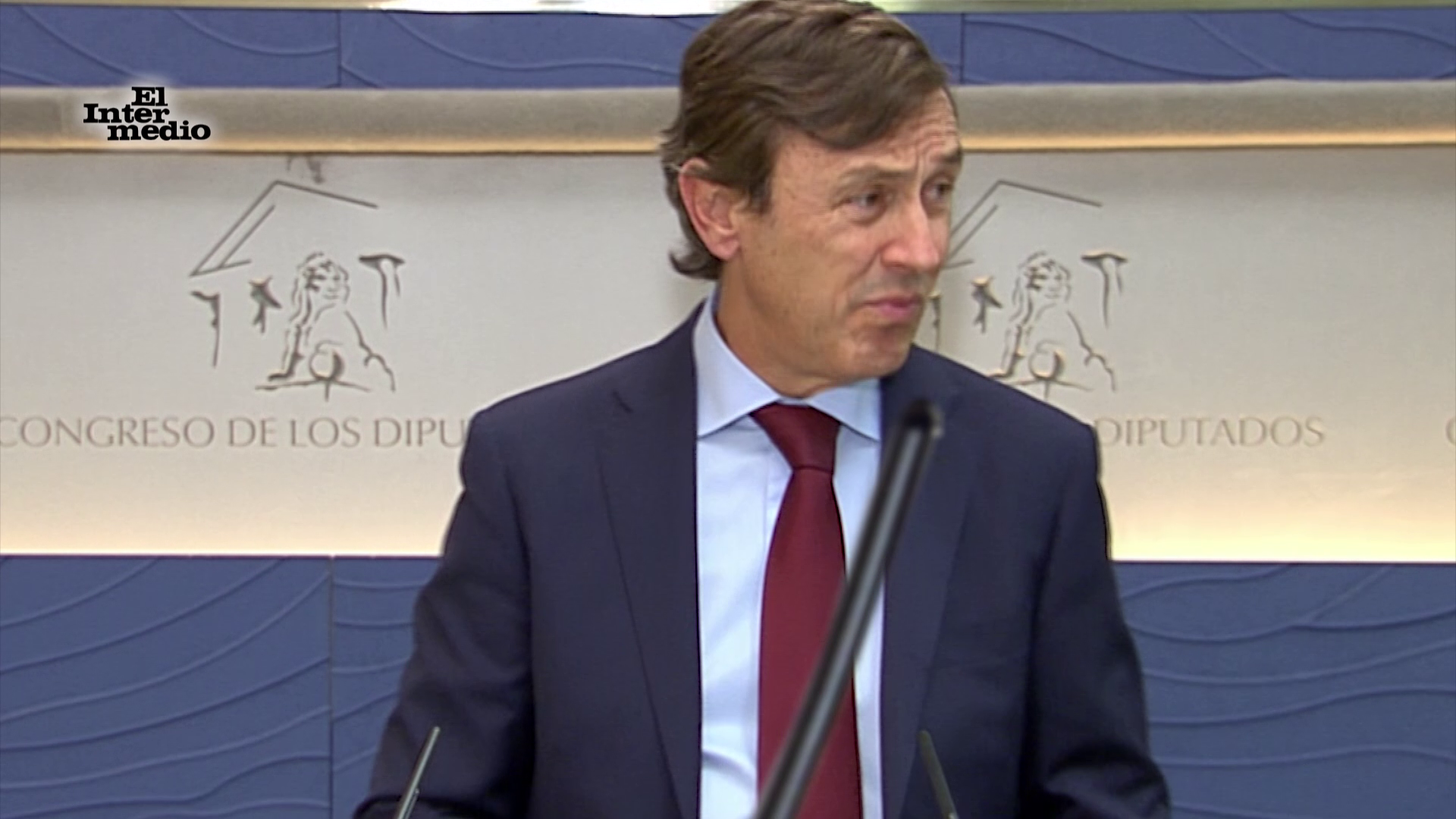 El PP dice que el Gobierno tiene listo un "cúmulo" de medidas para parar el "golpe" catalán El PP dice que el Gobierno tiene listo un "cúmulo" de medidas para parar el "golpe" catalán