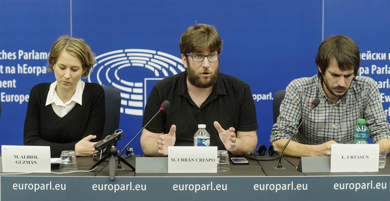 Eurodiputados españoles muestran sus discrepancias sobre Cataluña en el Parlamento Europeo Eurodiputados españoles muestran sus discrepancias sobre Cataluña en el Parlamento Europeo