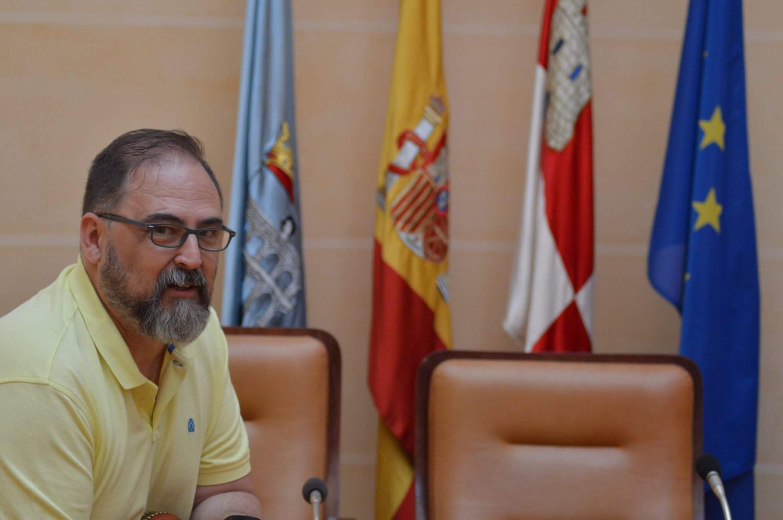 Entrevista a Cosme Aranguren portavoz de UPyD-Centrados en el Segovia en el Ayuntamiento de la capital Entrevista a Cosme Aranguren portavoz de UPyD-Centrados en el Segovia en el Ayuntamiento de la capital