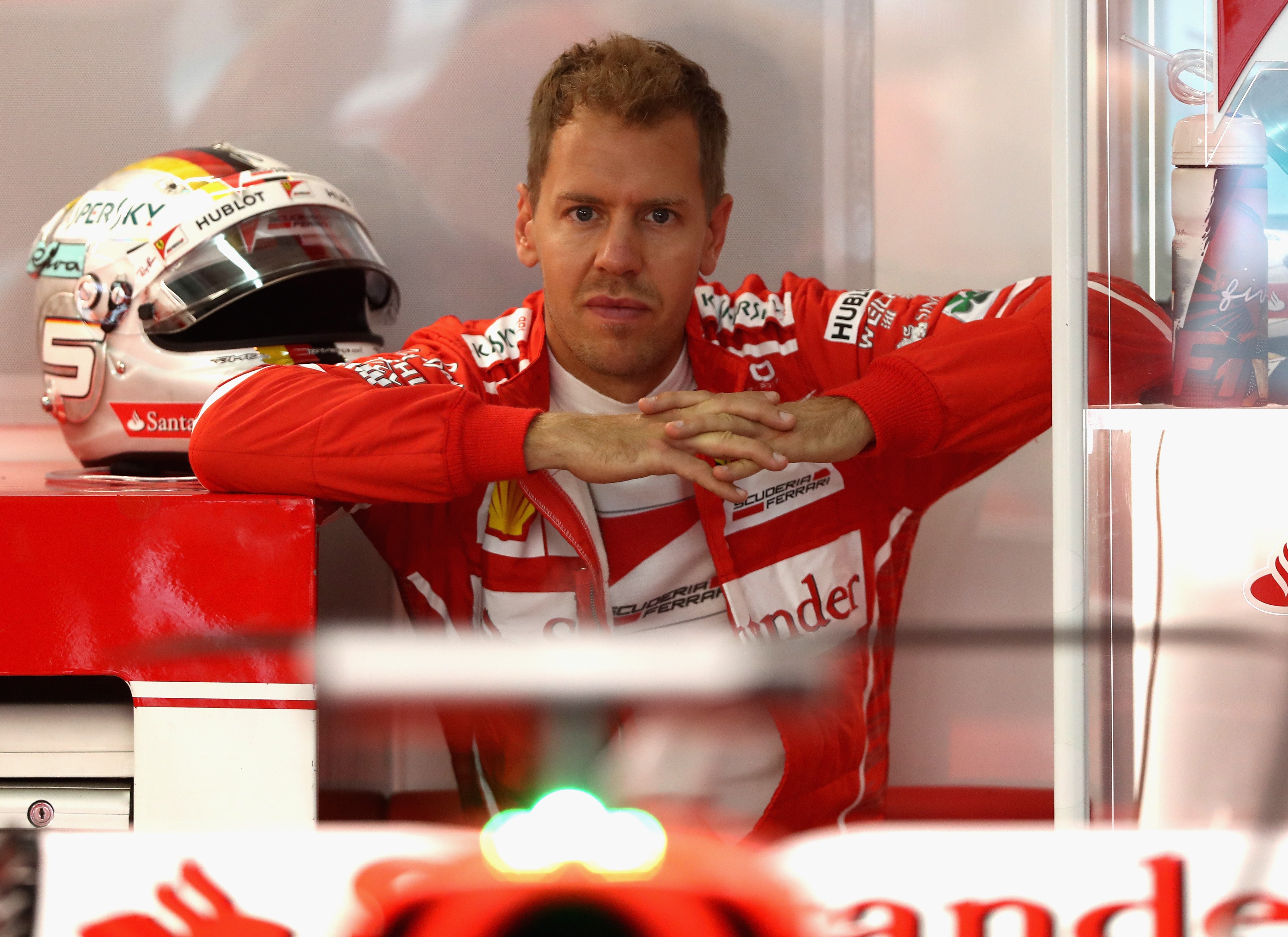 Vettel podrá utilizar la misma caja de cambios en Japón y evita una posible sanción Vettel podrá utilizar la misma caja de cambios en Japón y evita una posible sanción