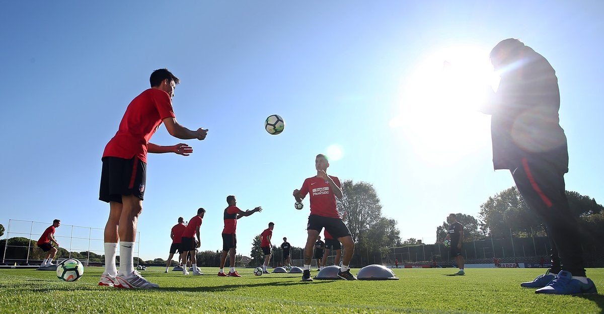 El Atlético cierra la semana con ocho efectivos del primer equipo y con Diego Costa y Gameiro en el gimnasio El Atlético cierra la semana con ocho efectivos del primer equipo y con Diego Costa y Gameiro en el gimnasio