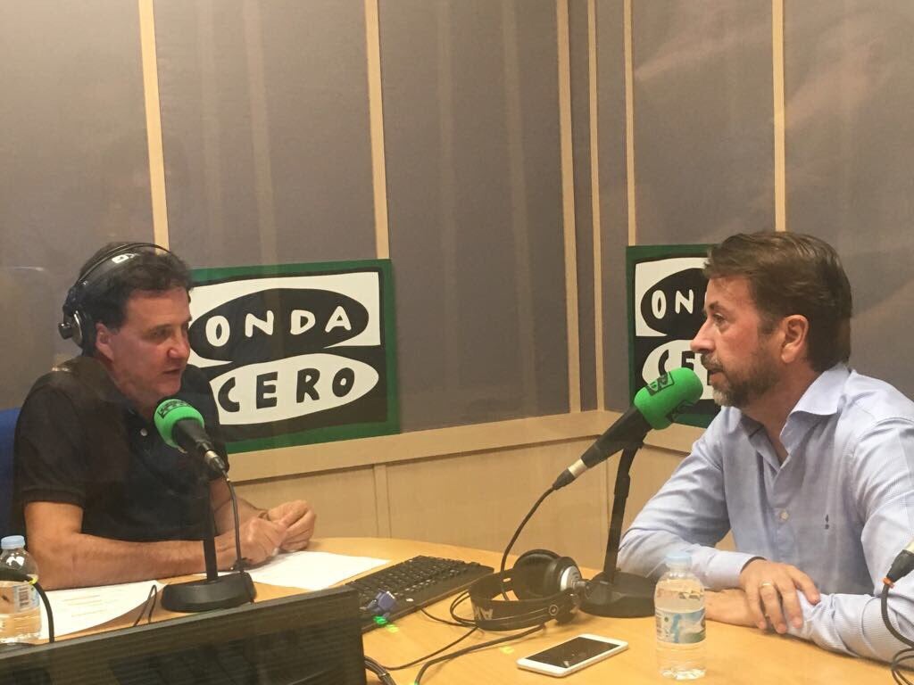 Carlos Alonso: "El deporte es el mejor vehículo de valores para los niños" Carlos Alonso: "El deporte es el mejor vehículo de valores para los niños"