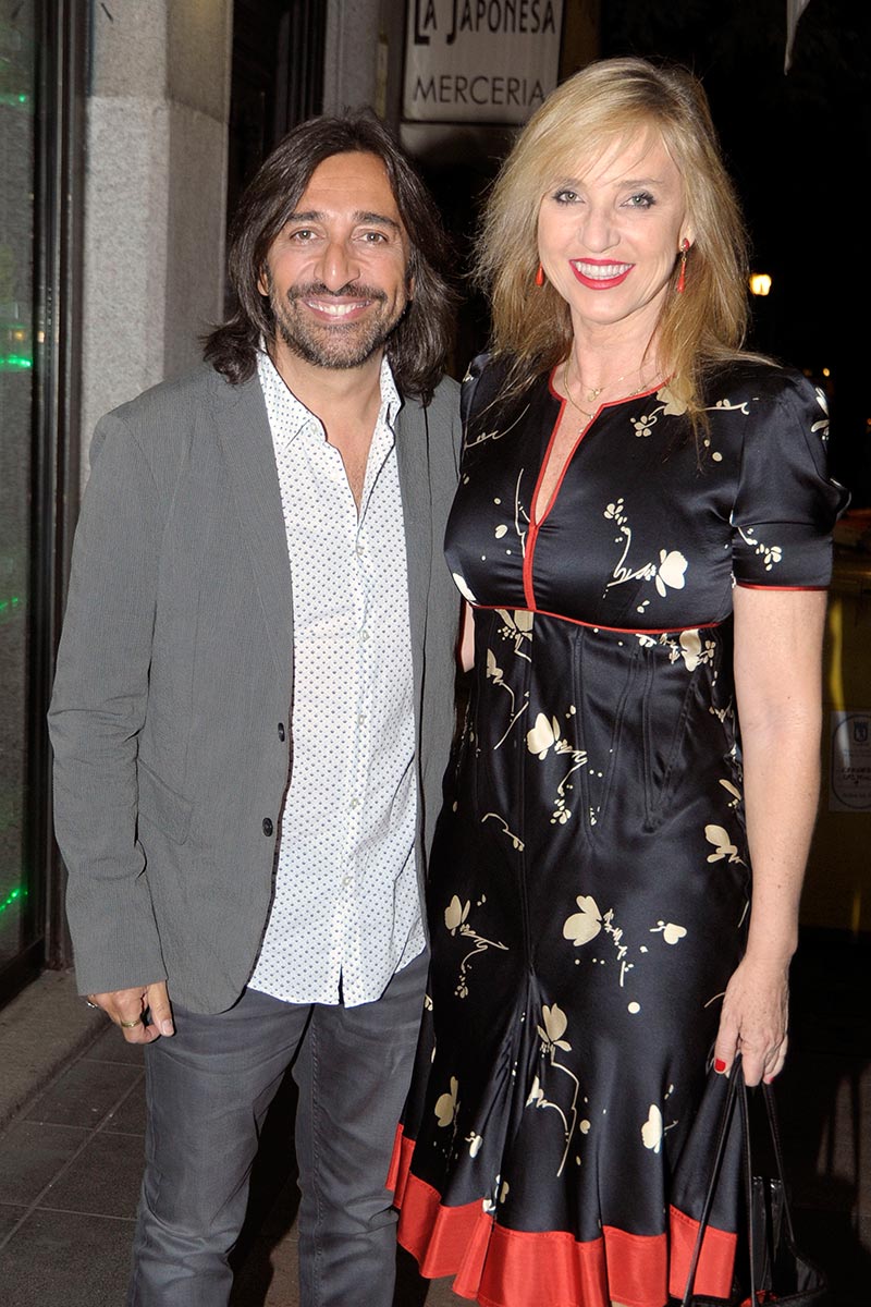 Mariola Orellana: "Antonio no está en coma, tiene una sedación inducida, y no es por los implantes" Mariola Orellana: "Antonio no está en coma, tiene una sedación inducida, y no es por los implantes"