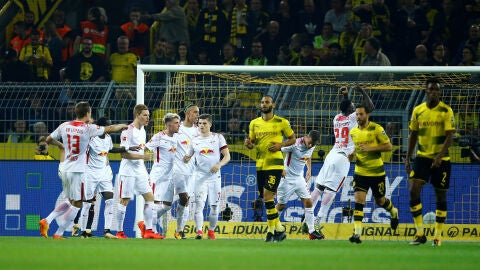 El RB Leipzig celebran uno de los goles de la victoria