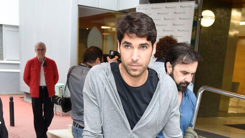 Cayetano Rivera sale del hospital tras la grave cornada que recibi&oacute; toreando en Zaragoza