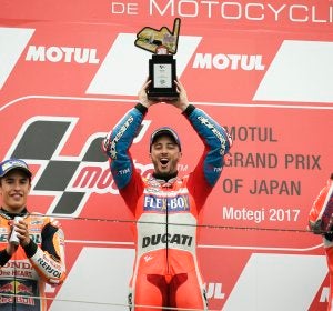Dovizioso se impuso en el GP de Japón, por delante de Marc Márquez y de Danilo Petrucci. Dovizioso se impuso en el GP de Japón, por delante de Marc Márquez y de Danilo Petrucci.