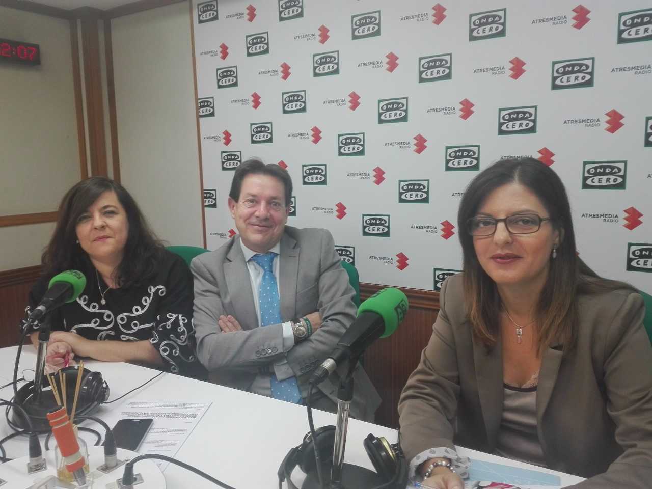 Entrevista a la presidenta de APES en Ciudad Real en la Onda Entrevista a la presidenta de APES en Ciudad Real en la Onda