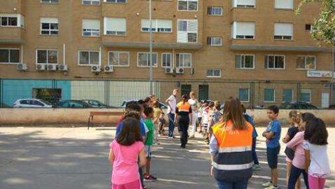 Els alumnes aprendr&agrave;n nocions b&agrave;siques dels protocols d&acute;evacuaci&oacute; i els mestres aprendr&agrave;n les tasques que han d&acute;exercir en cada cas. 