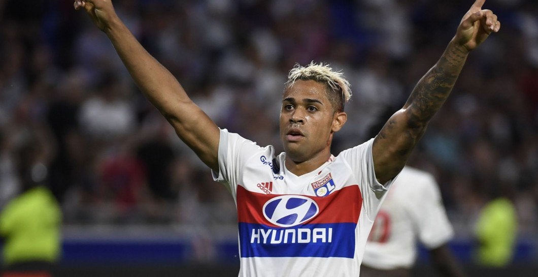 El Olympique de Lyon avisa: "Mariano no tiene cláusula de recompra" El Olympique de Lyon avisa: "Mariano no tiene cláusula de recompra"