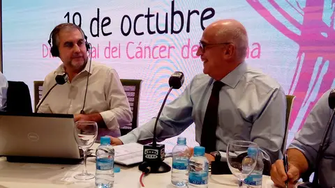 El director de Asuntos Corporativos de Roche Farma, Federico Plaza, durante una entrevista con Juan Ramón Lucas El director de Asuntos Corporativos de Roche Farma, Federico Plaza, durante una entrevista con Juan Ramón Lucas